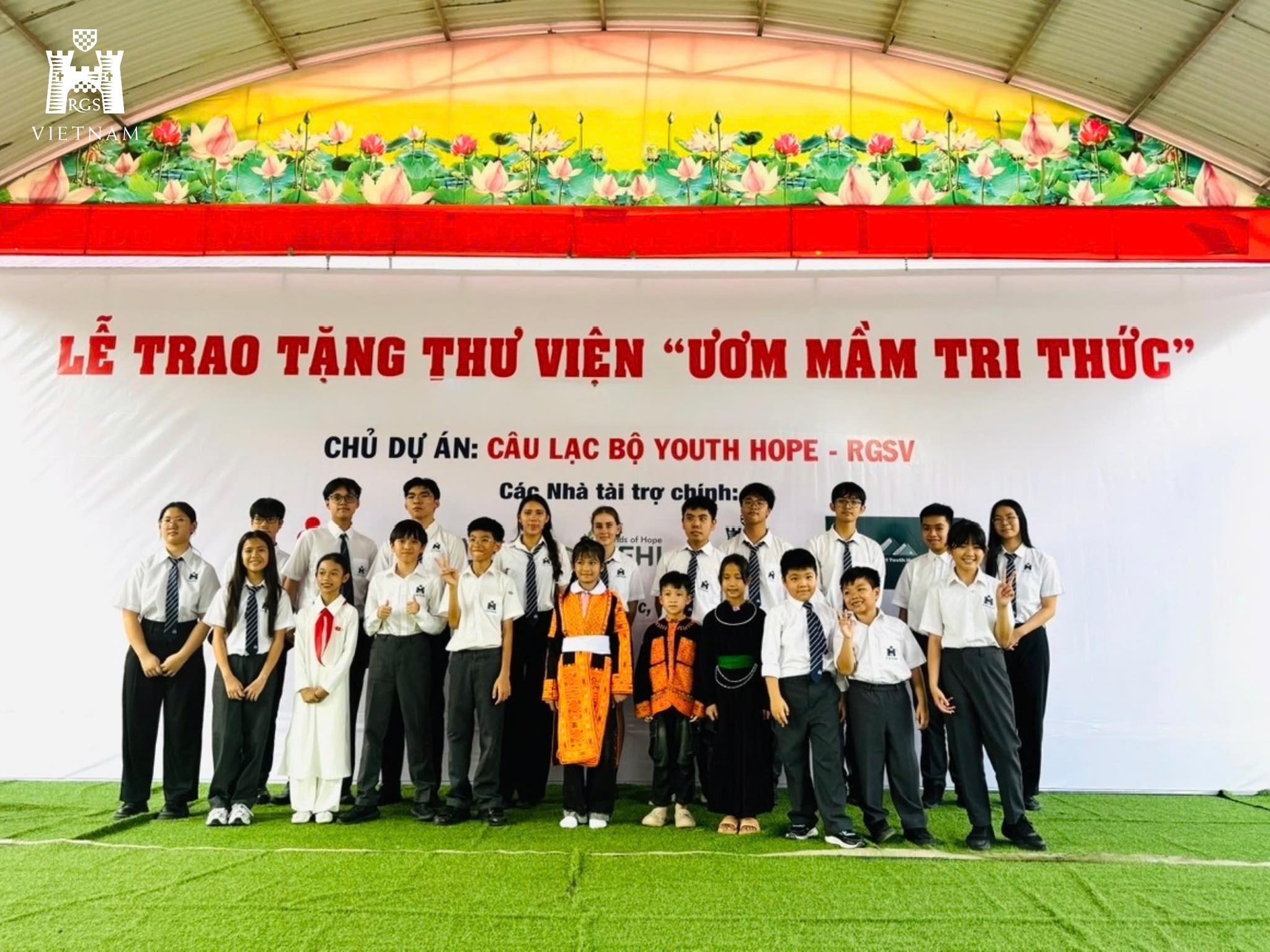 Library inauguration at Loi Bac Primary School