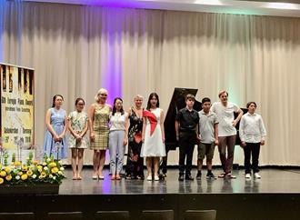Sinh viên tài năng của ISV nhận được nhiều phần thưởng piano vào mùa hè