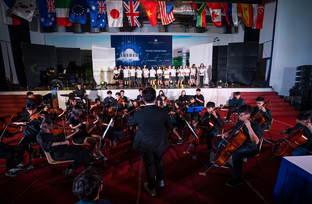 Music Concert 2022: A Moment In Time