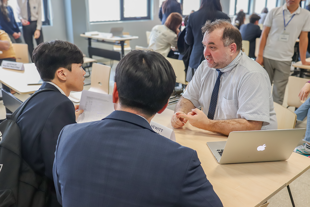 Q&A Session on Subject Selection for the DP & A-Level Programmes for RGSV Year 11 Students