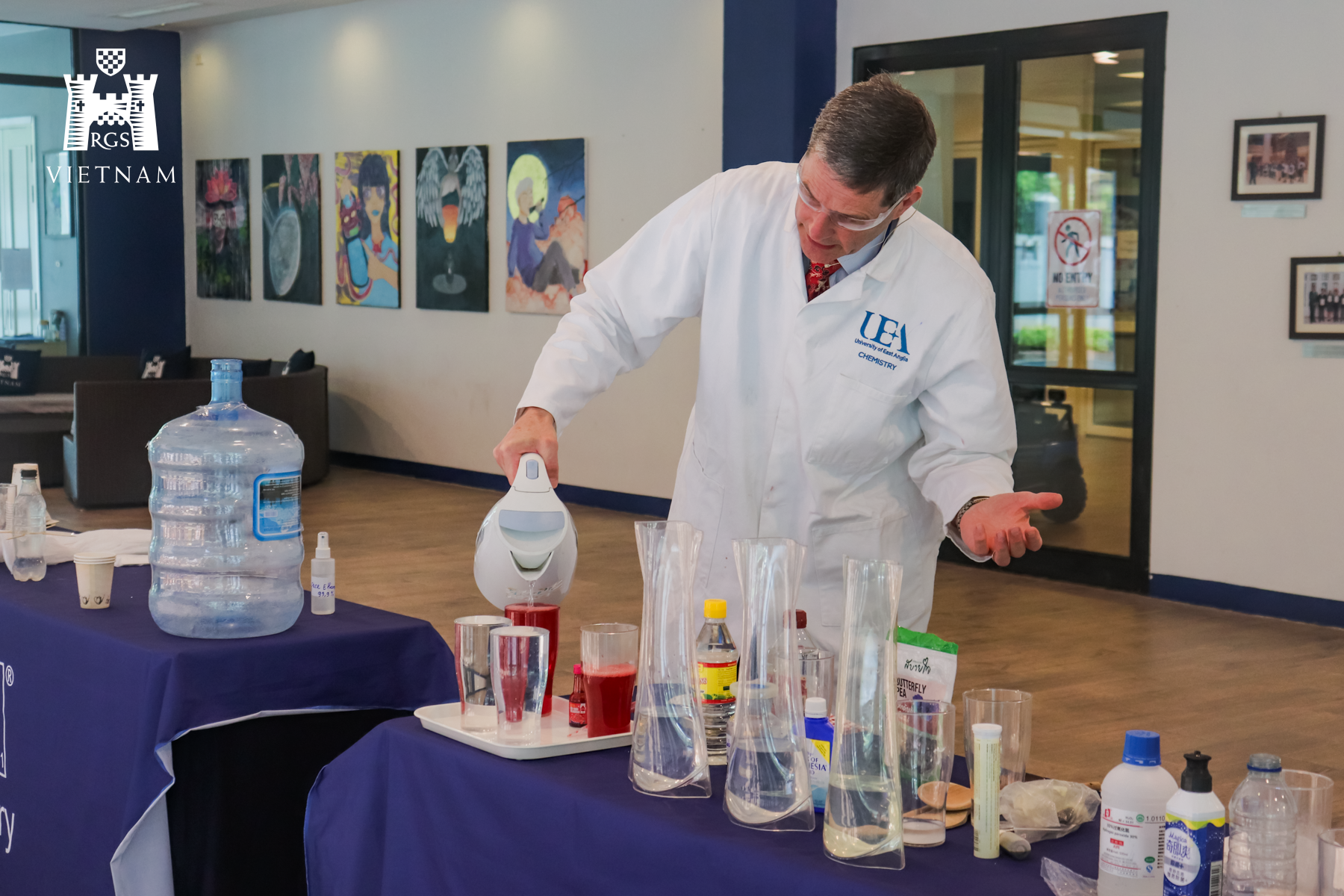 Kitchen Chemist - Inspiring Passion for Chemistry in Year 7-9 Students